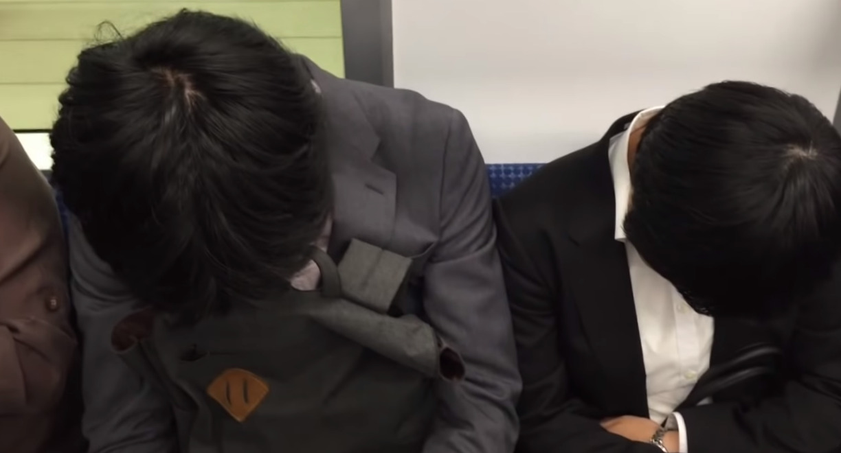 Спящие японские депутаты
