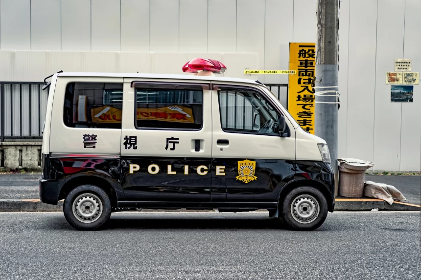 В Японии арестовали мужчину за кражу крошечных рыбок стоимостью 52 000 иен