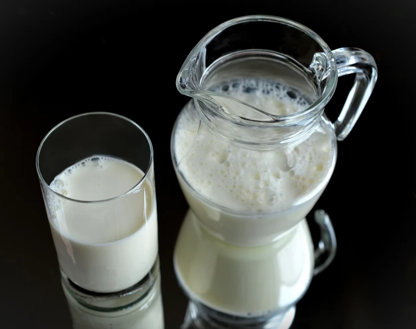 Японцев призвали пить больше молока