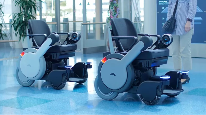 В Токийском аэропорту в качестве тестового проекта, появятся беспилотные кресла-коляски