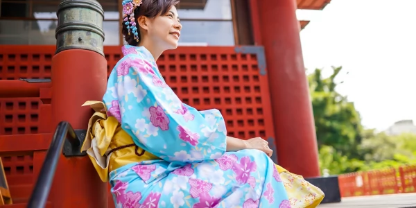 В Японии считается нормальным сказать женщине, что у неё большая грудь